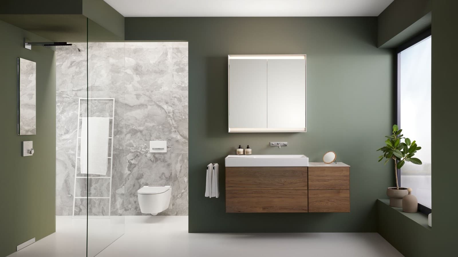 Geberit ONE mobilyalı, seramikli ve duvar süzgeçli geniş banyo Geberit ONE mobilyalı, seramikli ve duvar süzgeçli geniş banyo