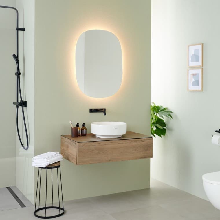 Geberit Option Oval ayna ile VariForm çanak lavabo ve mobilya Geberit Option Oval ayna ile VariForm çanak lavabo ve mobilya