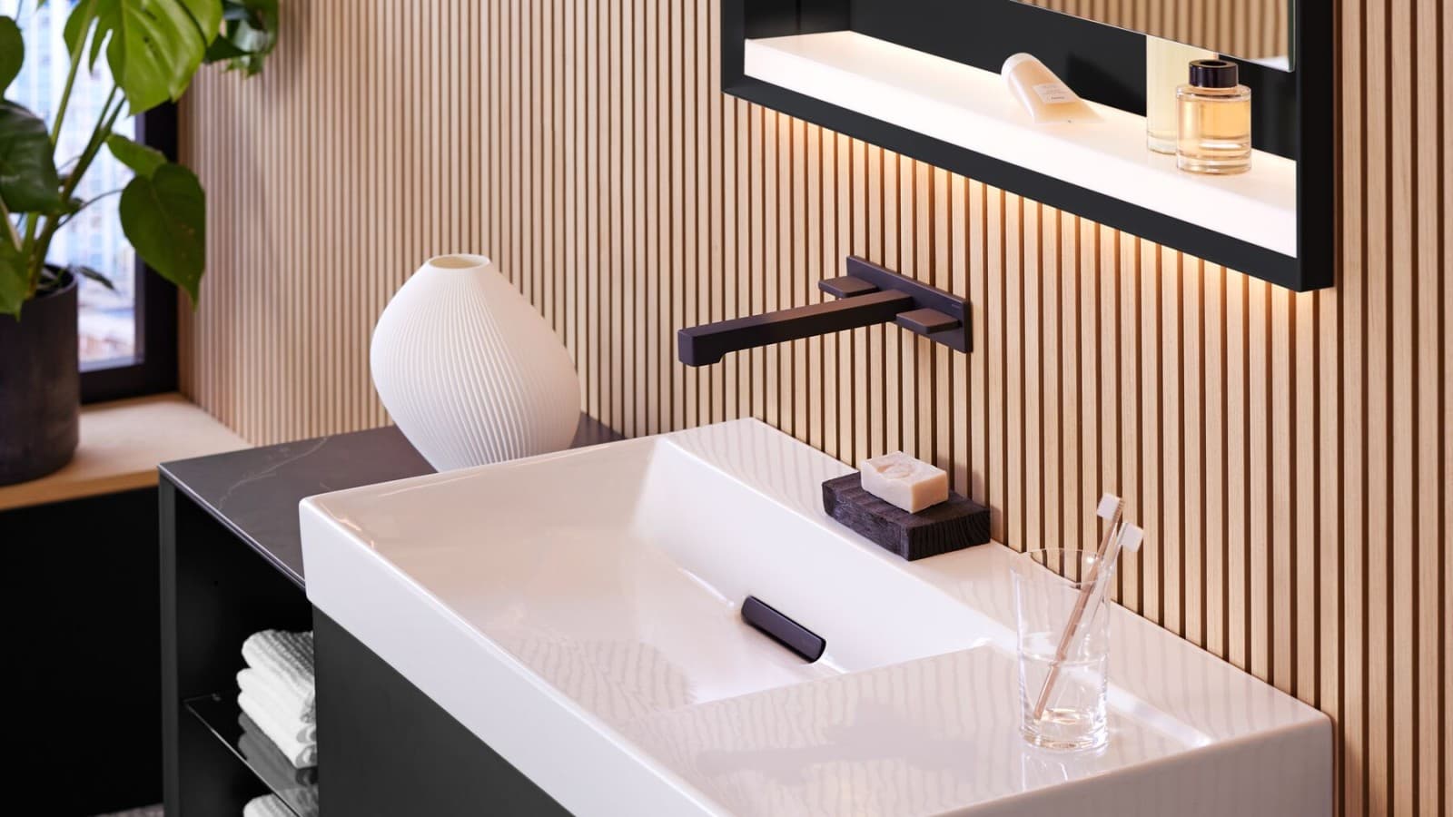 Geberit ONE ankastre batarya, kare tasarım (©Geberit) Geberit ONE ankastre batarya, kare tasarım (©Geberit)