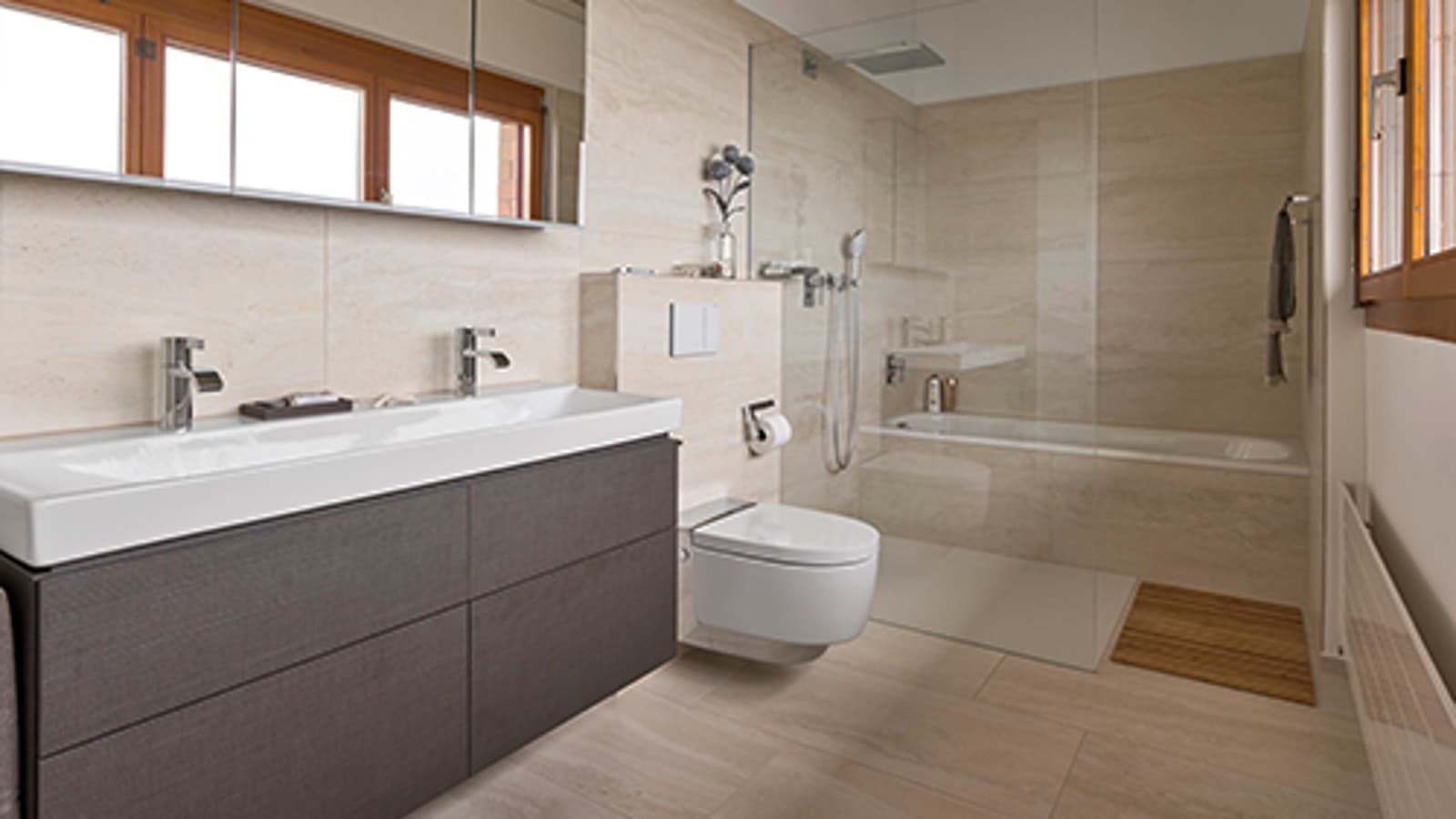 Tadilattan sonra Geberit AquaClean otomatik taharet sistemi bulunan banyo Tadilattan sonra Geberit AquaClean otomatik taharet sistemi bulunan banyo